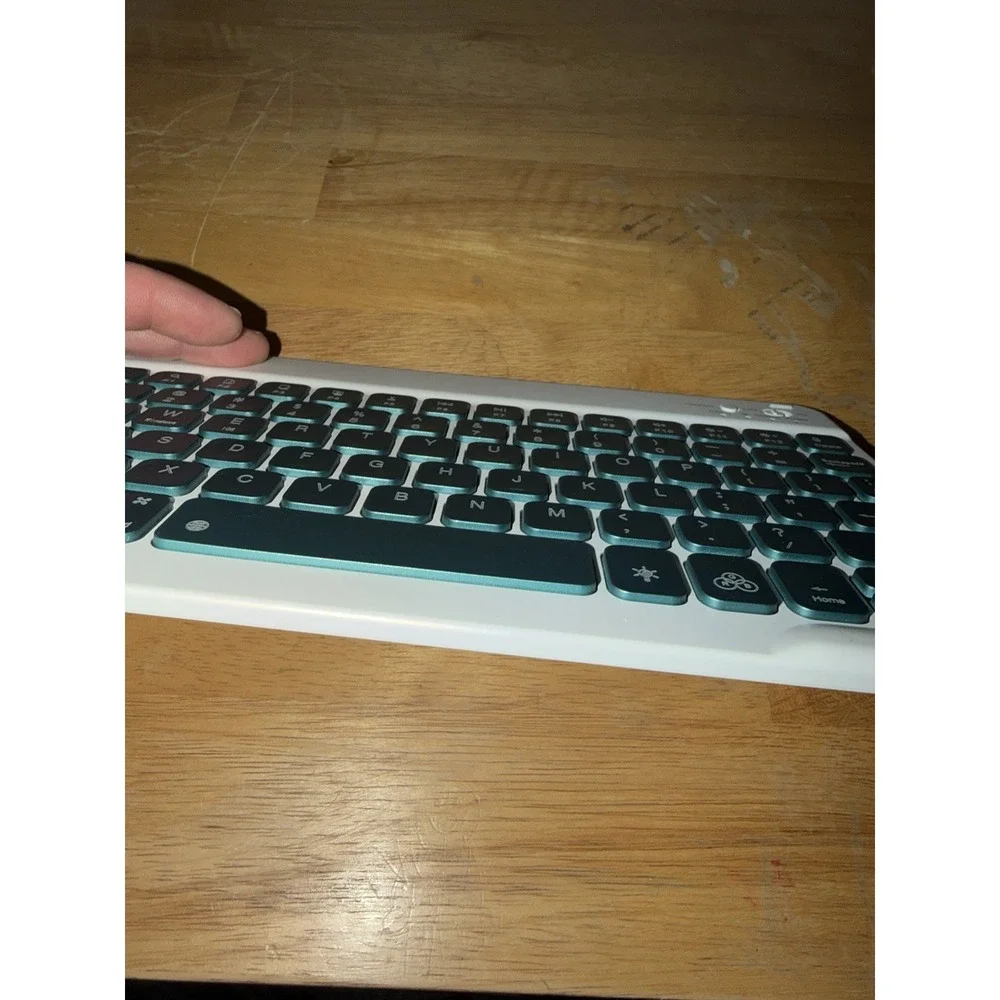 Wireless BluetoothGreen Keys Ultra Slim Rechargeable Keyboard -Tested Works